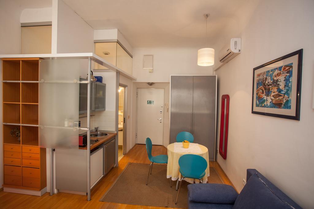 Apartments Lina - Center With Free Parking! Zagreb Rom bilde